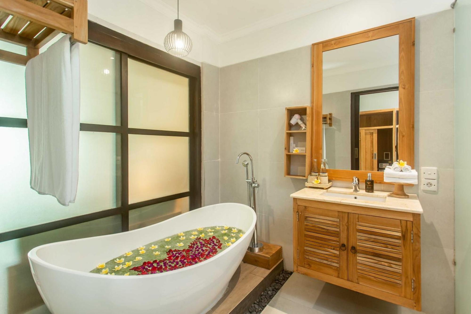 Manah Shanti Suites By Pramana Villas Убуд Экстерьер фото